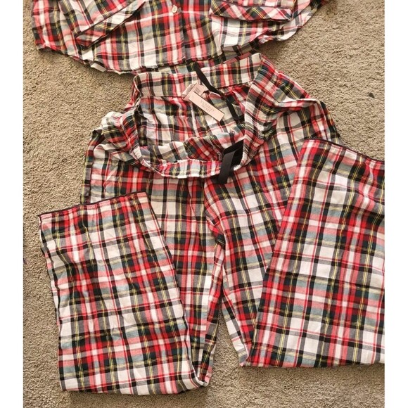 Victoria Secret Pajama Set Red Plaid Long Sleeve Metallic Threads Size M - Picture 6 of 7